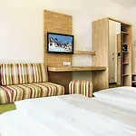 ホテル Der Seebacherhof 3*