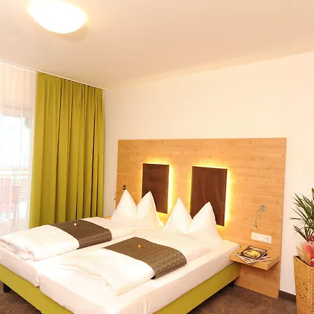 Отель Der Seebacherhof Тауплиц